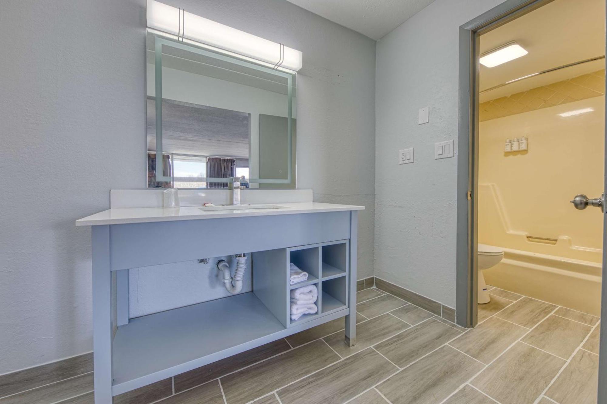 Americas Best Value Inn Stearns, Ky エクステリア 写真